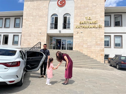 23 Nisan Ulusal Egemenlik ve Çocuk Bayramı Münasebetiyle Makam Koltuğunu, Şehit Mesut KILIÇ Anaokulu Öğrencilerimizden Duru ÇELİK 'e Devretti 